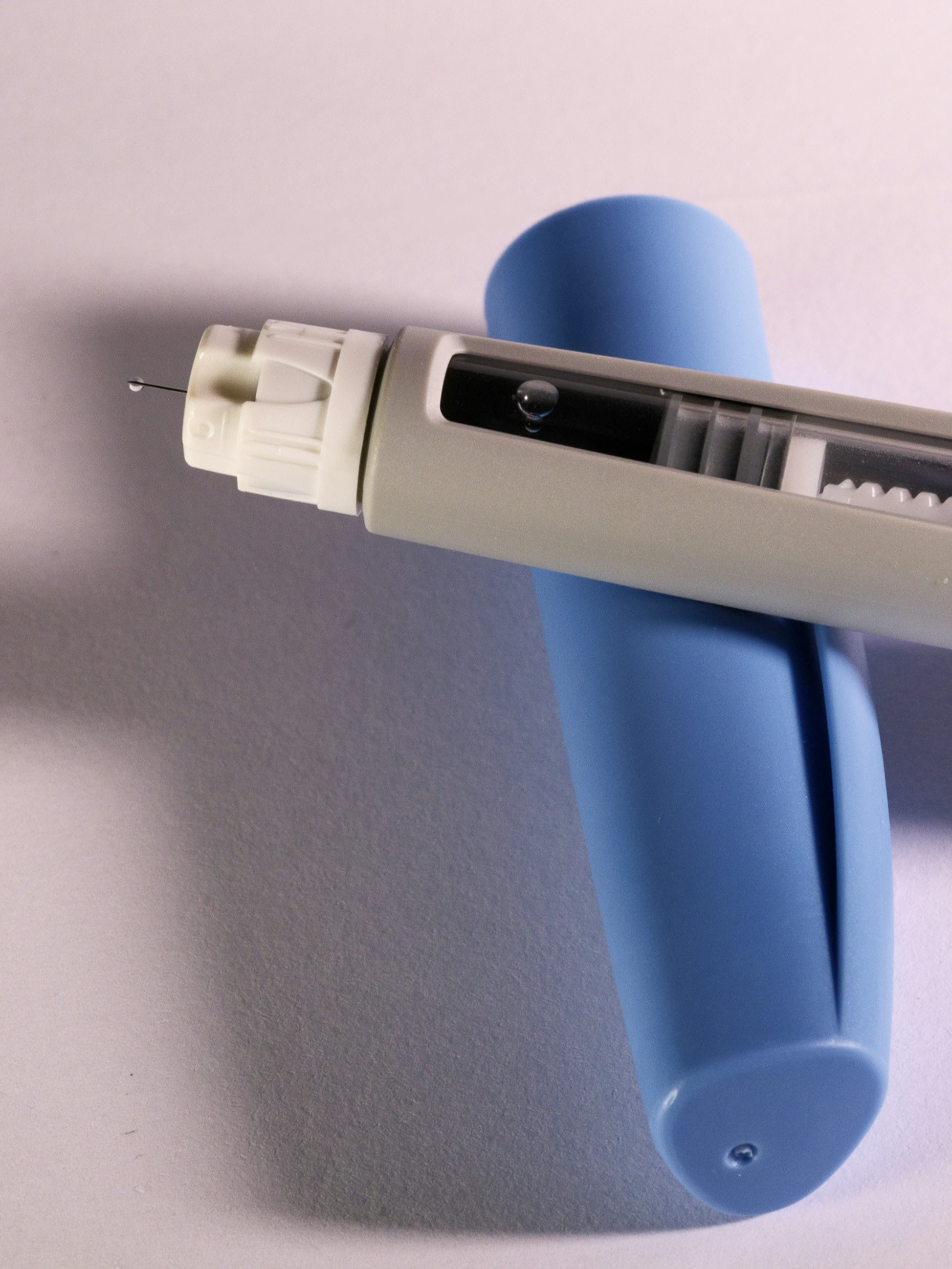 An uncapped semaglutide injection pen